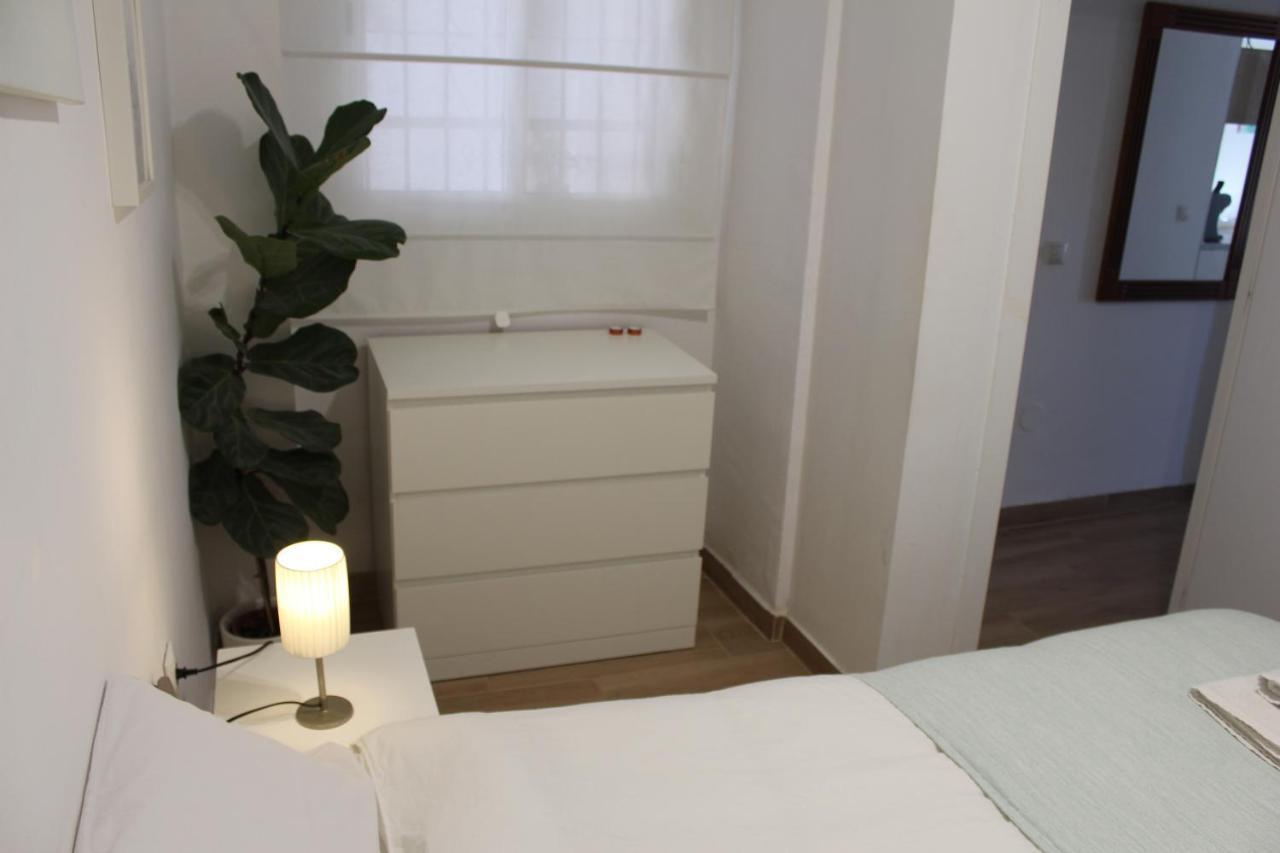بينالماذينا Lomas De Benalmar Apartment Av Las Palmeras المظهر الخارجي الصورة