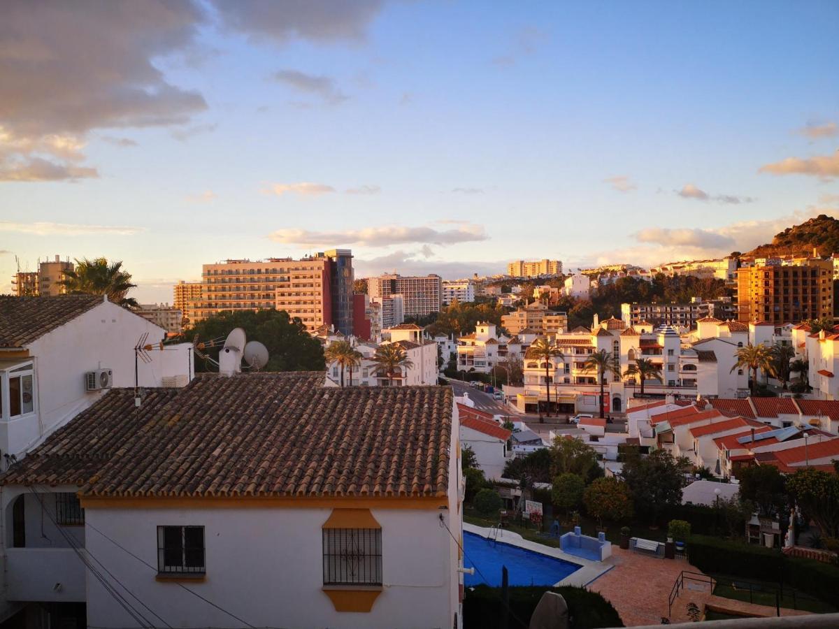 بينالماذينا Lomas De Benalmar Apartment Av Las Palmeras المظهر الخارجي الصورة